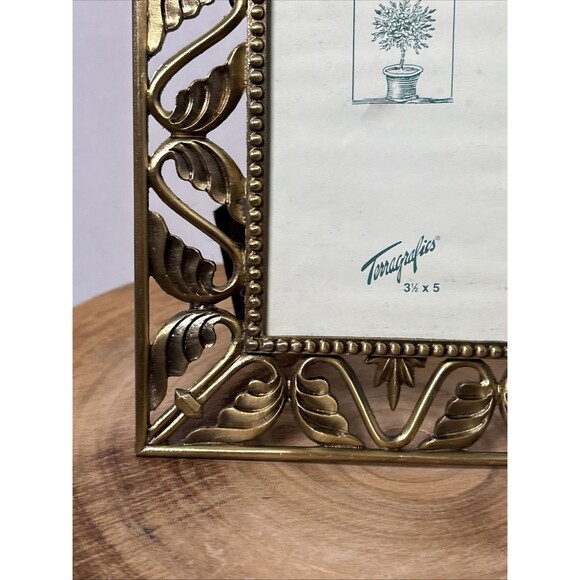 Vintage Terragrafics Ornate Brass Hollywood Regency 3.5” X 5” Picture Frame - Picture 5 of 10